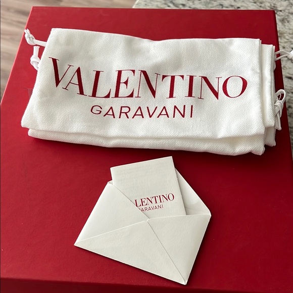 Valentino Women's Pink Studded Heels - Picture 7 of 10